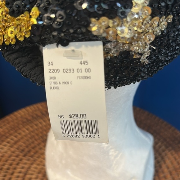 NWT Women’s Vintage 80’s All Sequin Ball Cap Hat Cap with Moon & Star Design - Picture 4 of 6